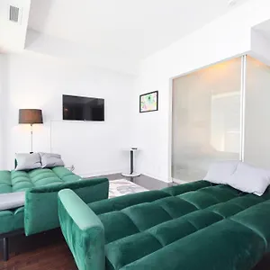  Apartment Downtown