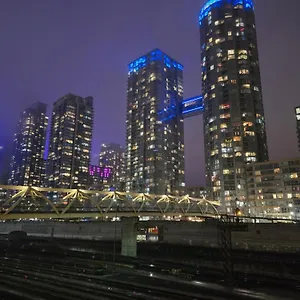  Apartment Downtown Condo, Free Indoor Parking With Amazing View
