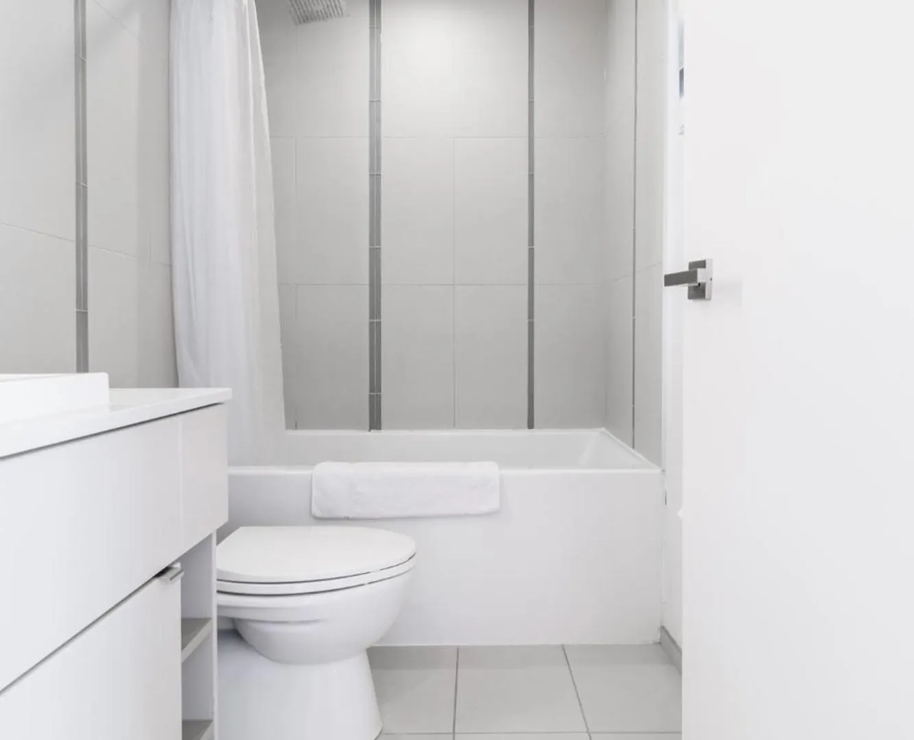 Premium Suite 39Th Fl - City View تورونتو شقة